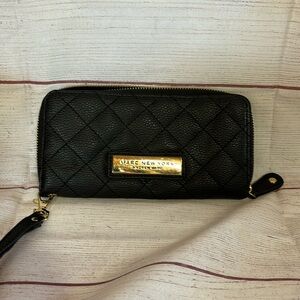 Marc new York Wristlet
